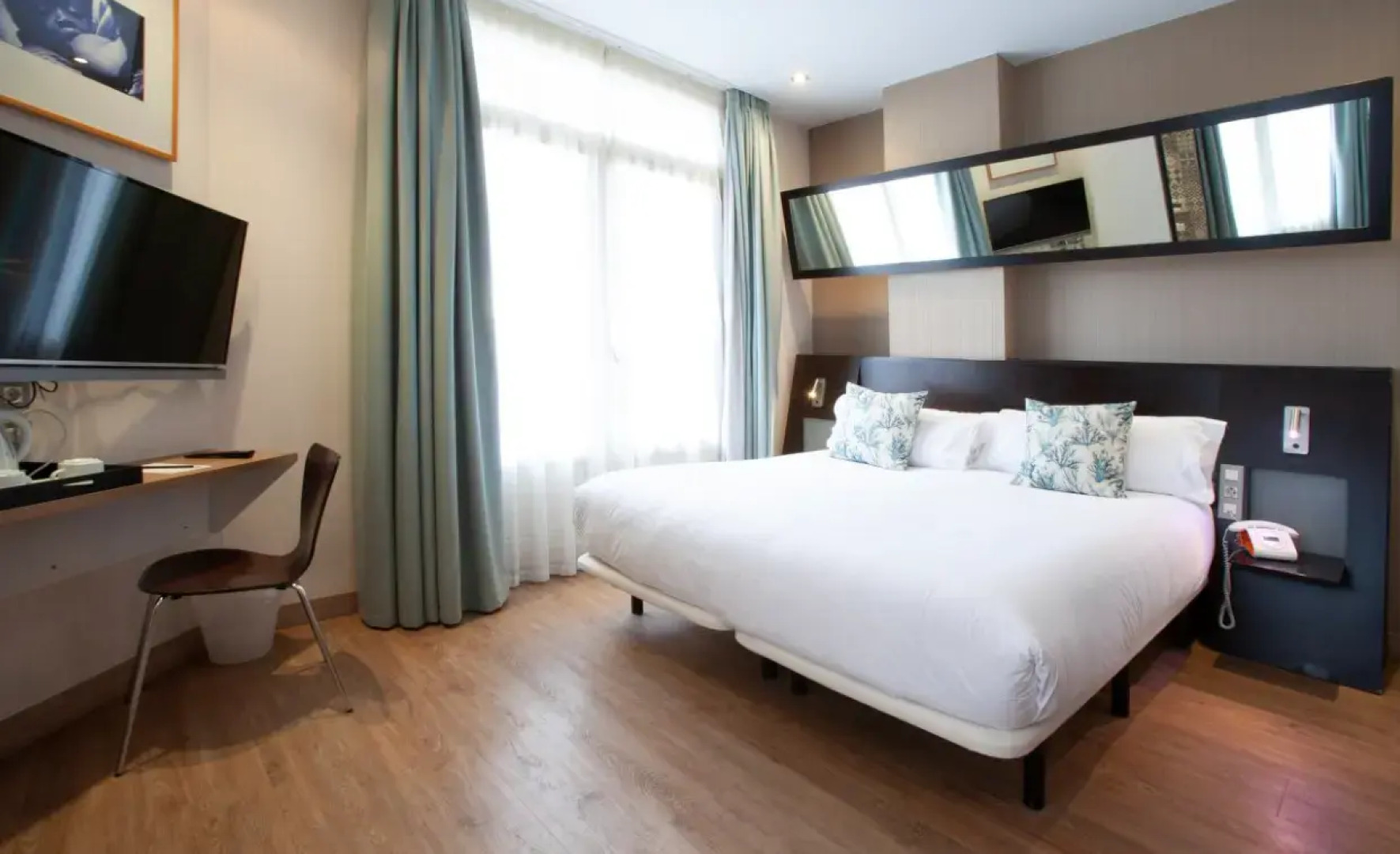 Petit Palace Ruzafa Hotel