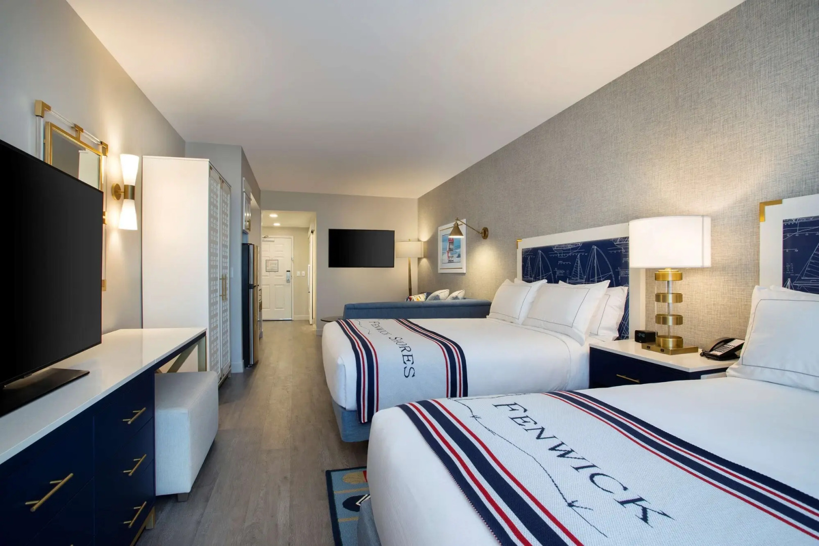 Fenwick Shores, Tapestry Collection by Hilton