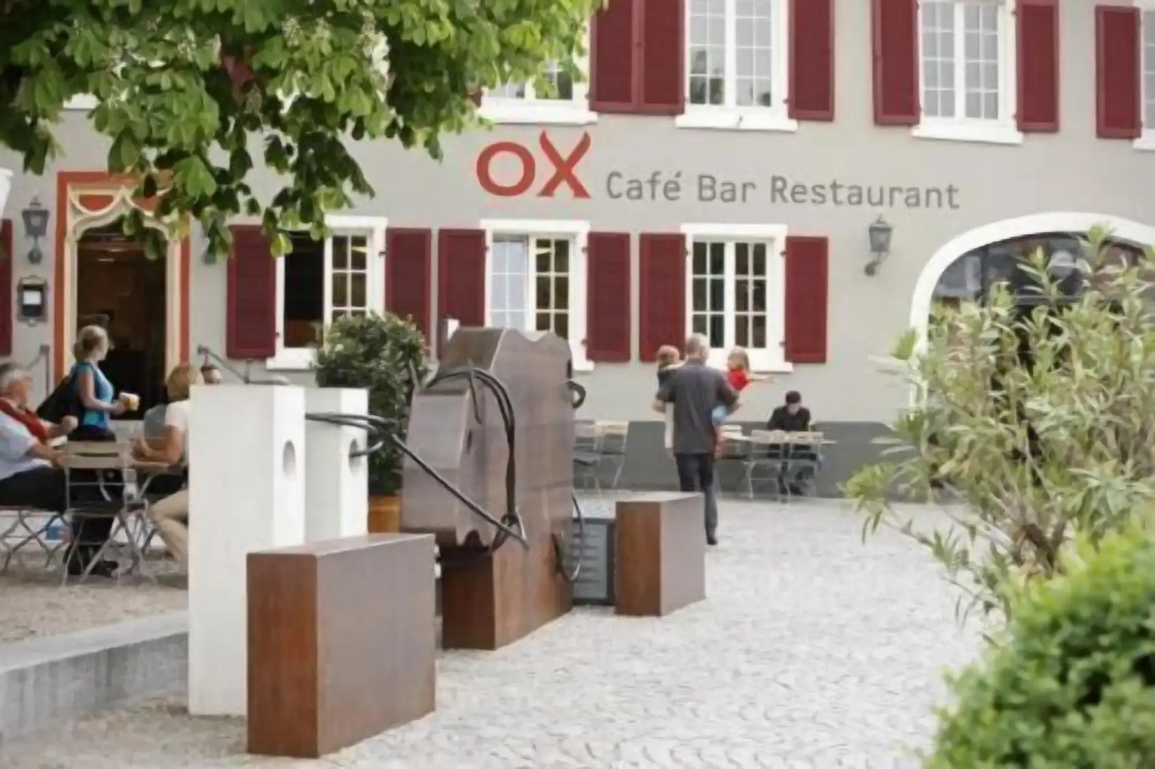 OX Hotel Café Bar Restaurant
