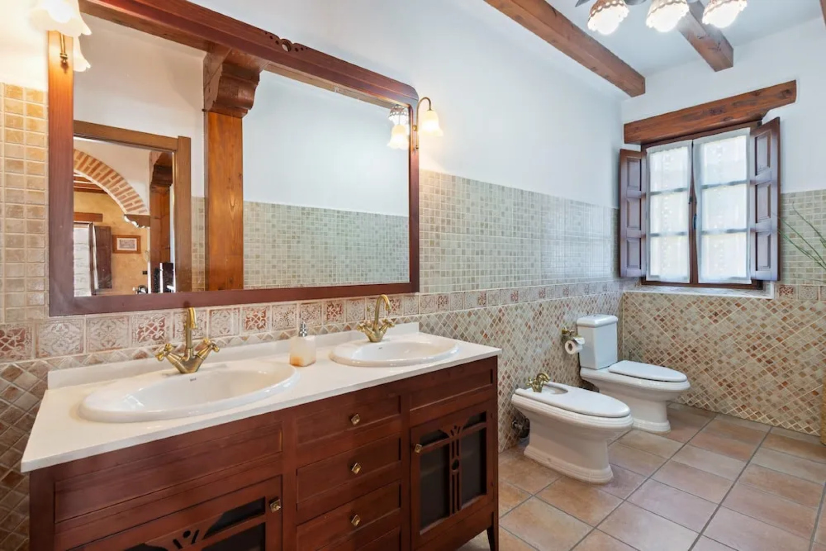 Villa With 4 Bedrooms in Bizkaia, With Wonderful Mountain View, Private Pool and Enclosed Garden Near the Beach