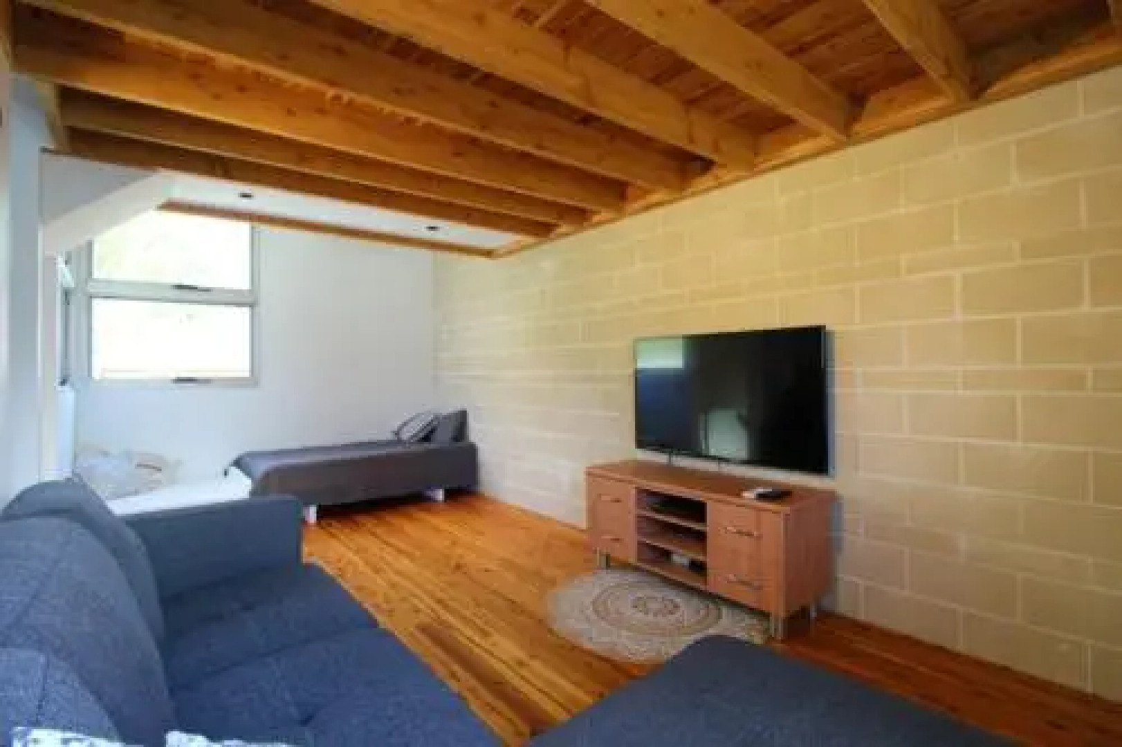 Pacific Terraces 16, 38 Pacific Street