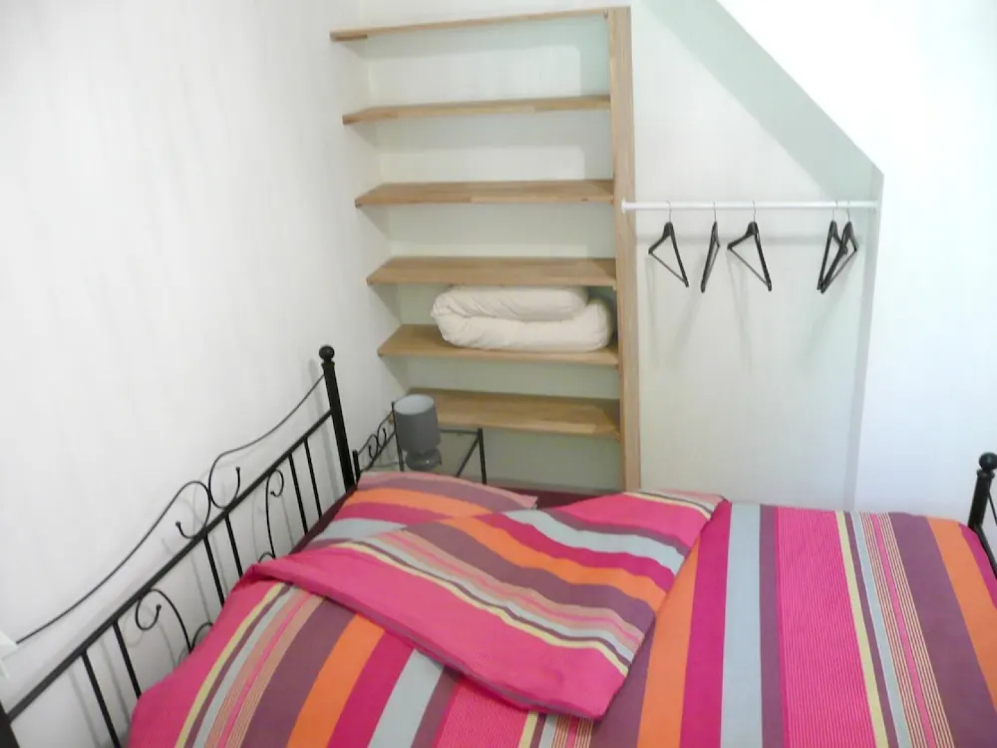 House With 3 Bedrooms in Saint-germain-du-salembre, With Pool Access,