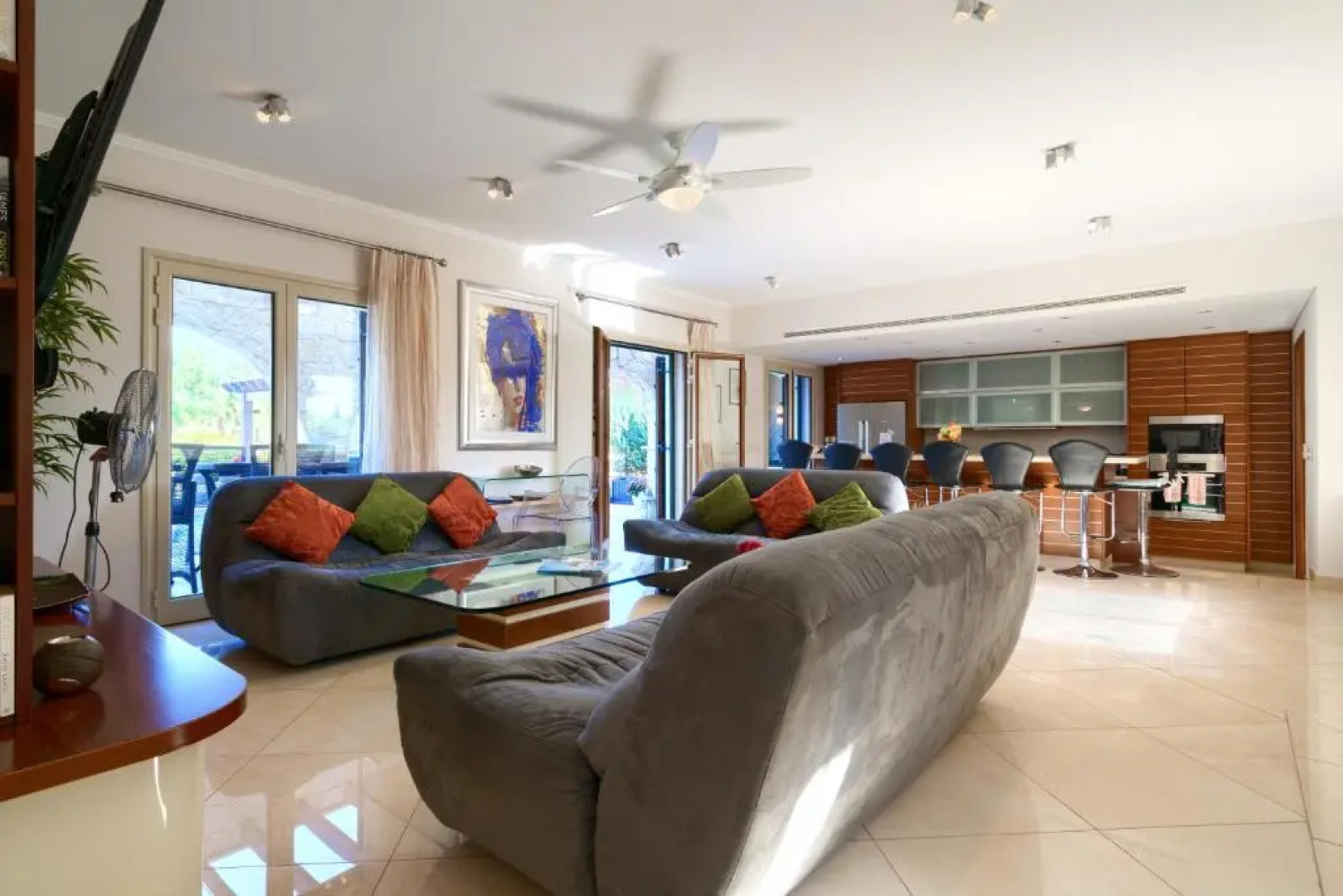 5 bedroom Villa Rio with large private pool and hot tub, Aphrodite Hills Resort