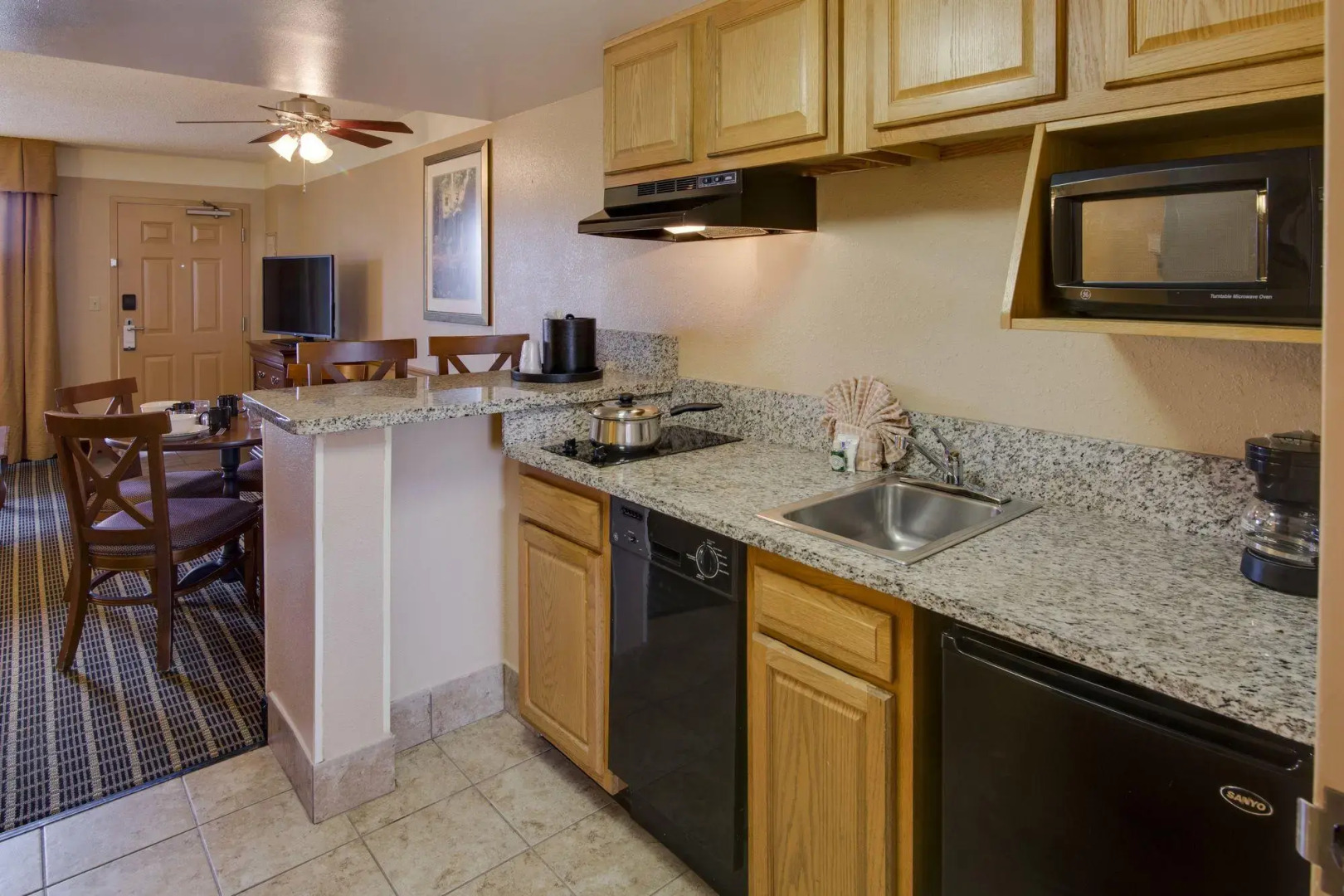 Staybridge Suites Orlando Royale Parc Suites by IHG