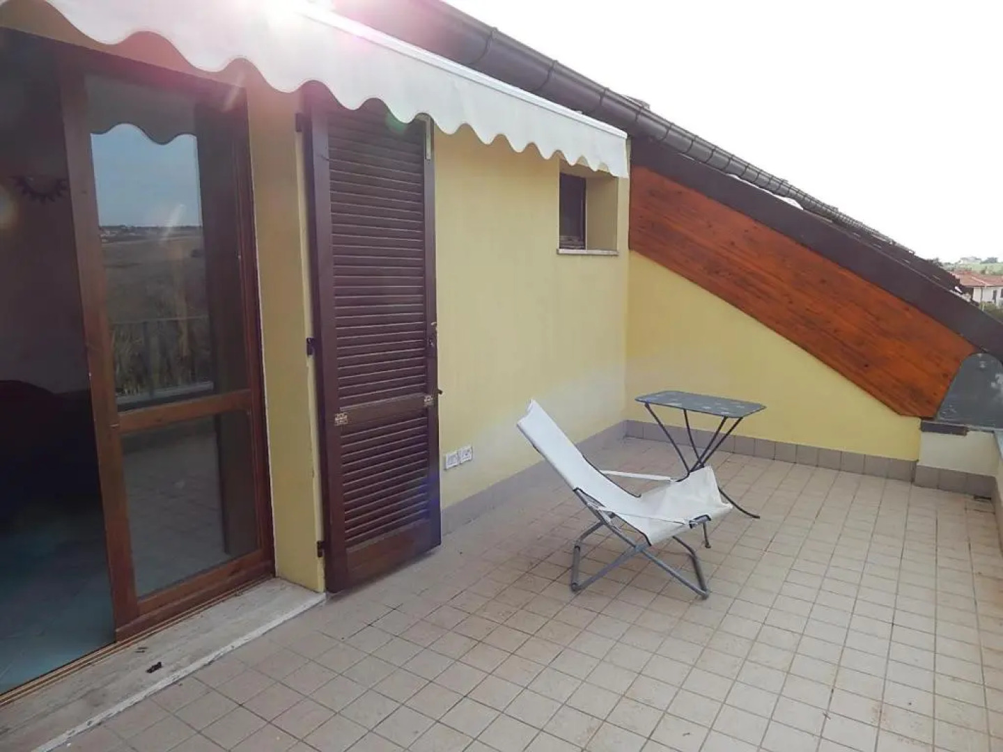 N186 - Numana, nuovo bilocale con piscina