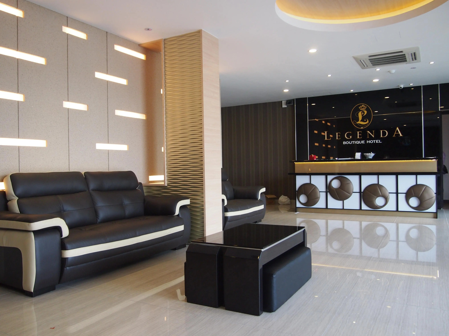 Hotel Zamburger Legenda