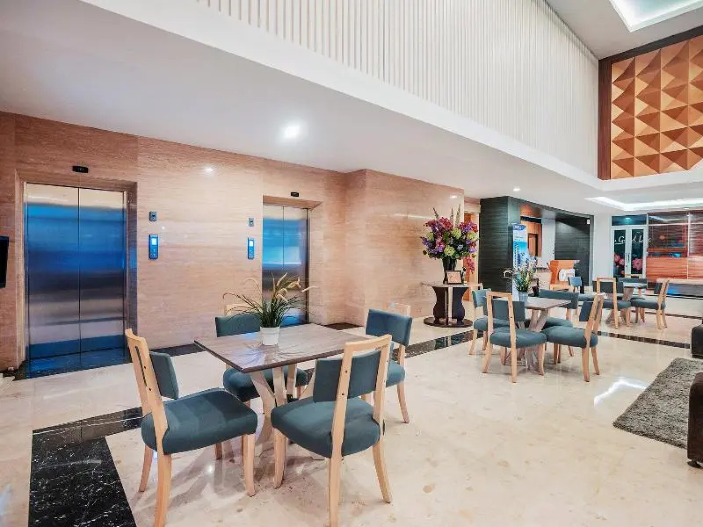 Oyo Flagship 728 Baileys Apartment