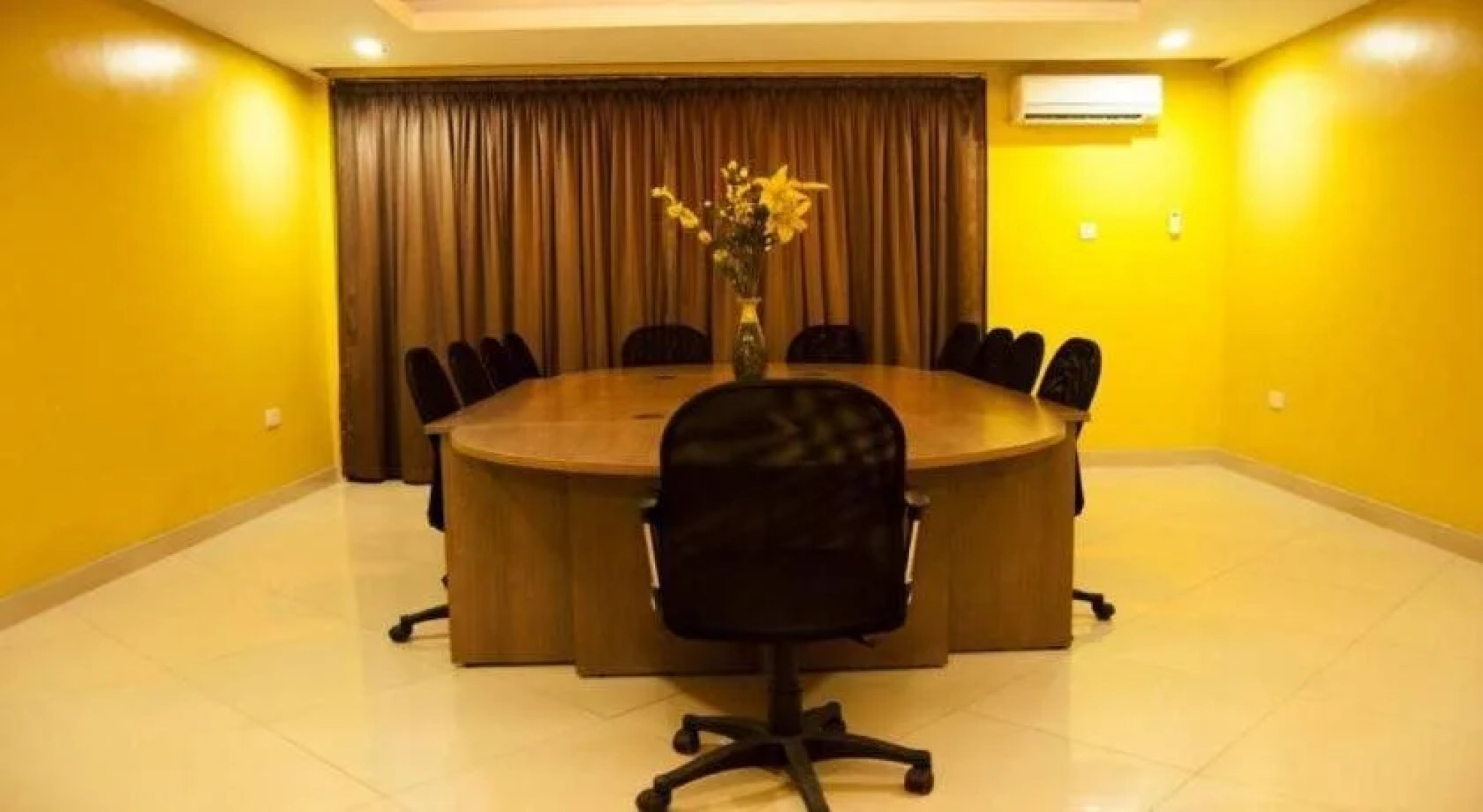 Wash and Wills Hotel