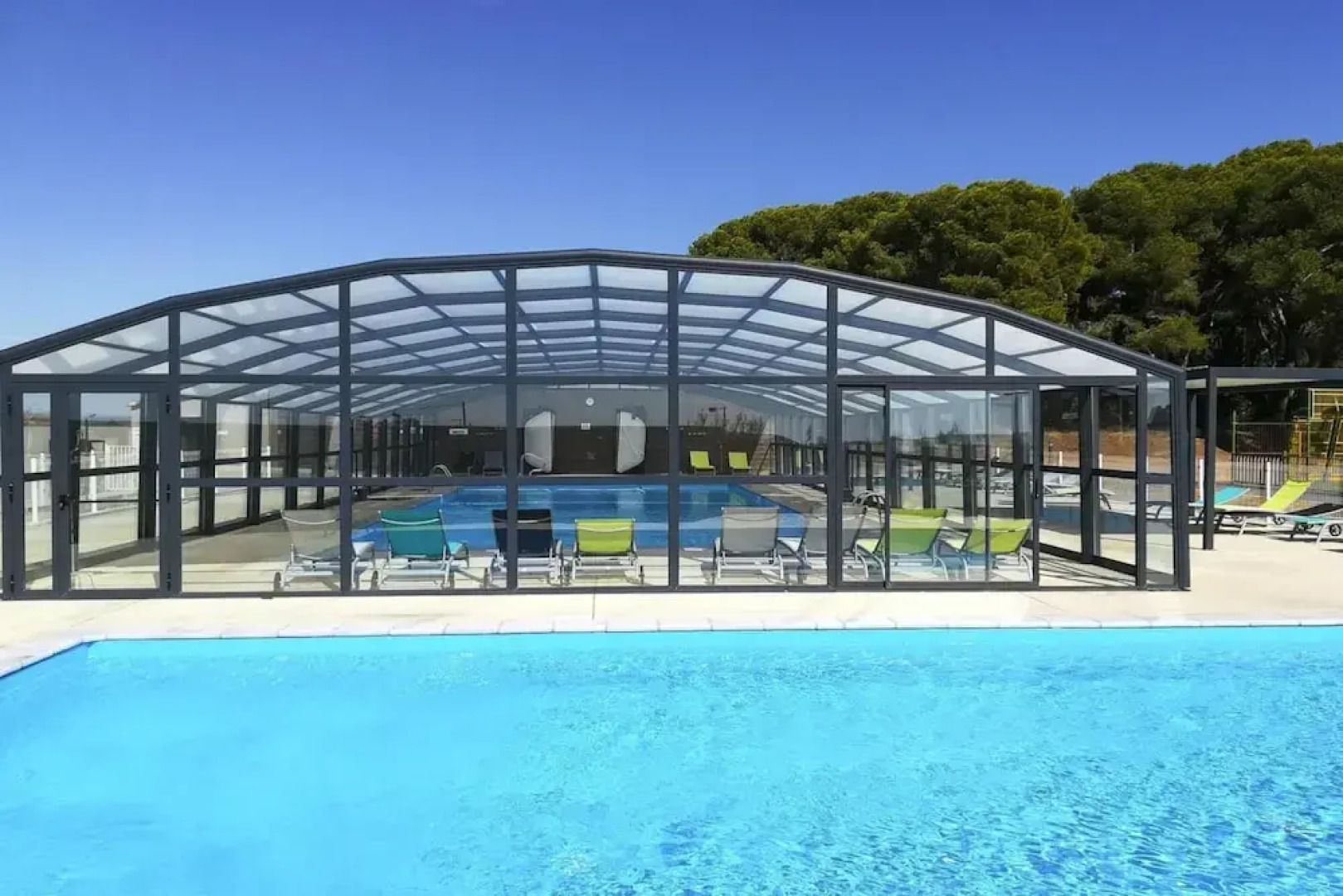 Chalet in Pomerols Near Mediterranean Beaches