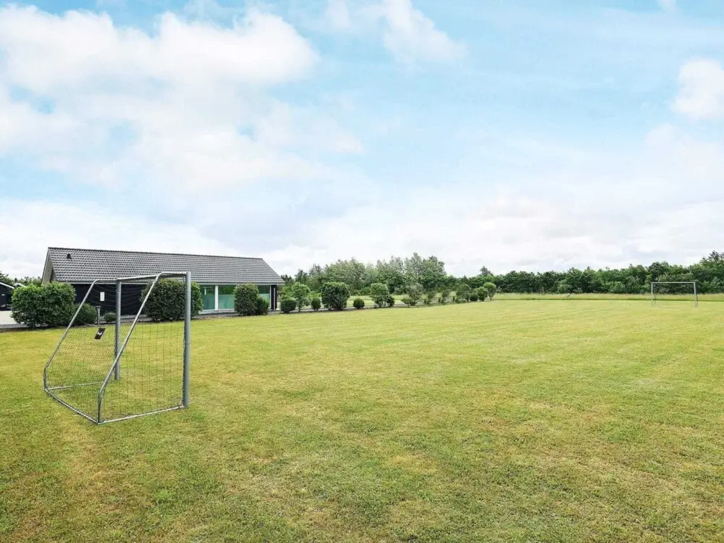 15 Person Holiday Home in Hojslev