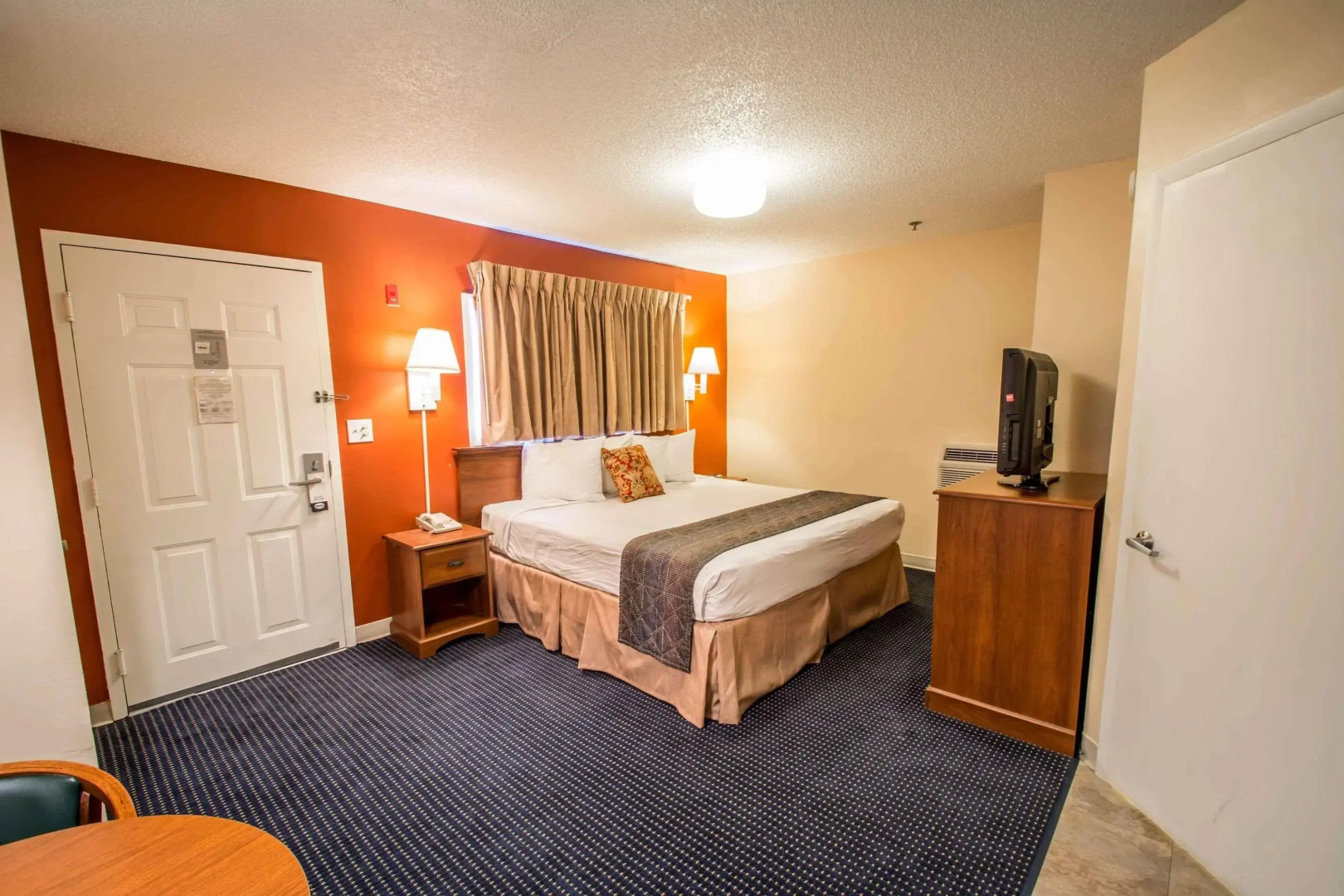 Suburban Studios Stuart near Federal Hwy 1