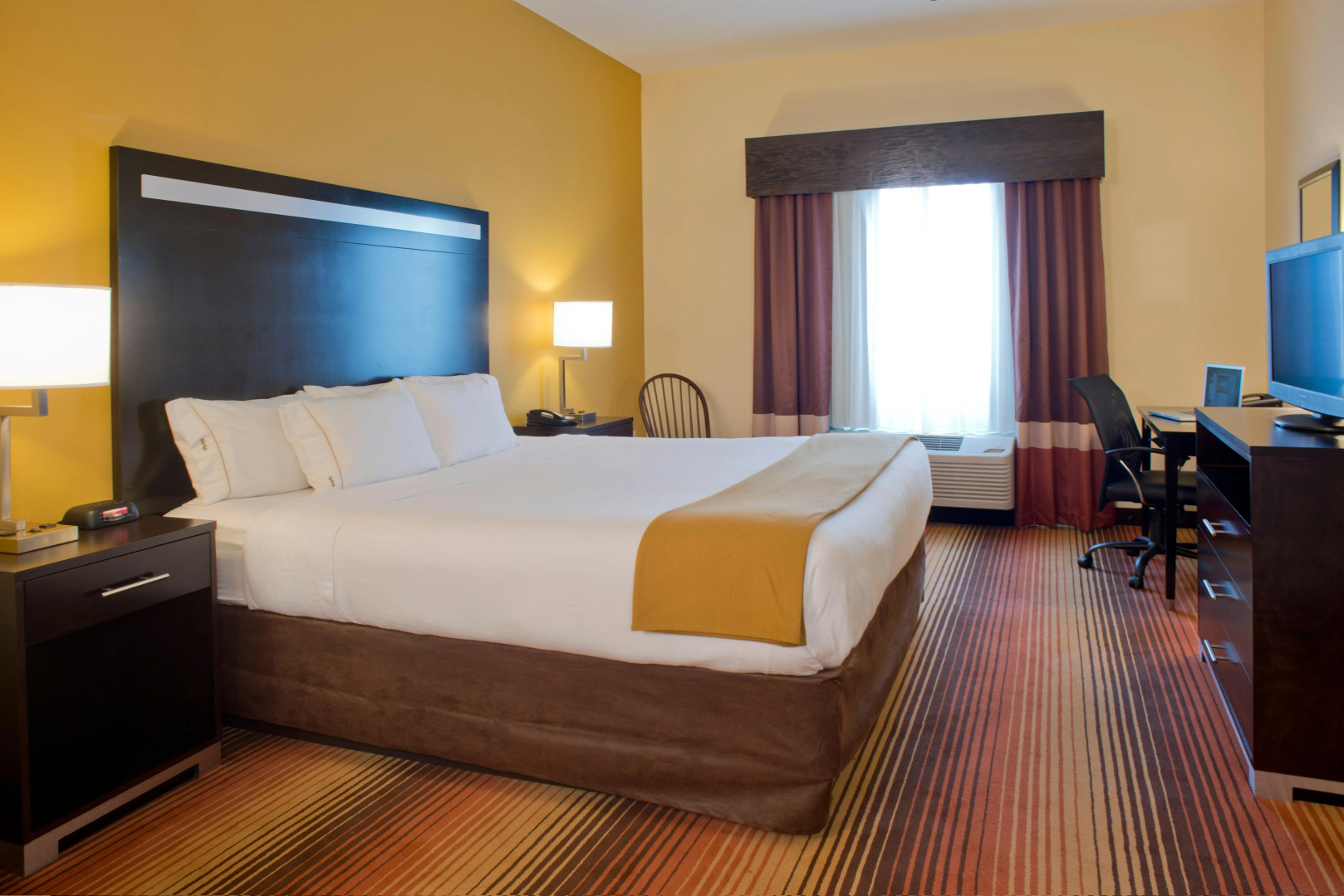 Holiday Inn Express Hotel & Suites Prattville South by IHG
