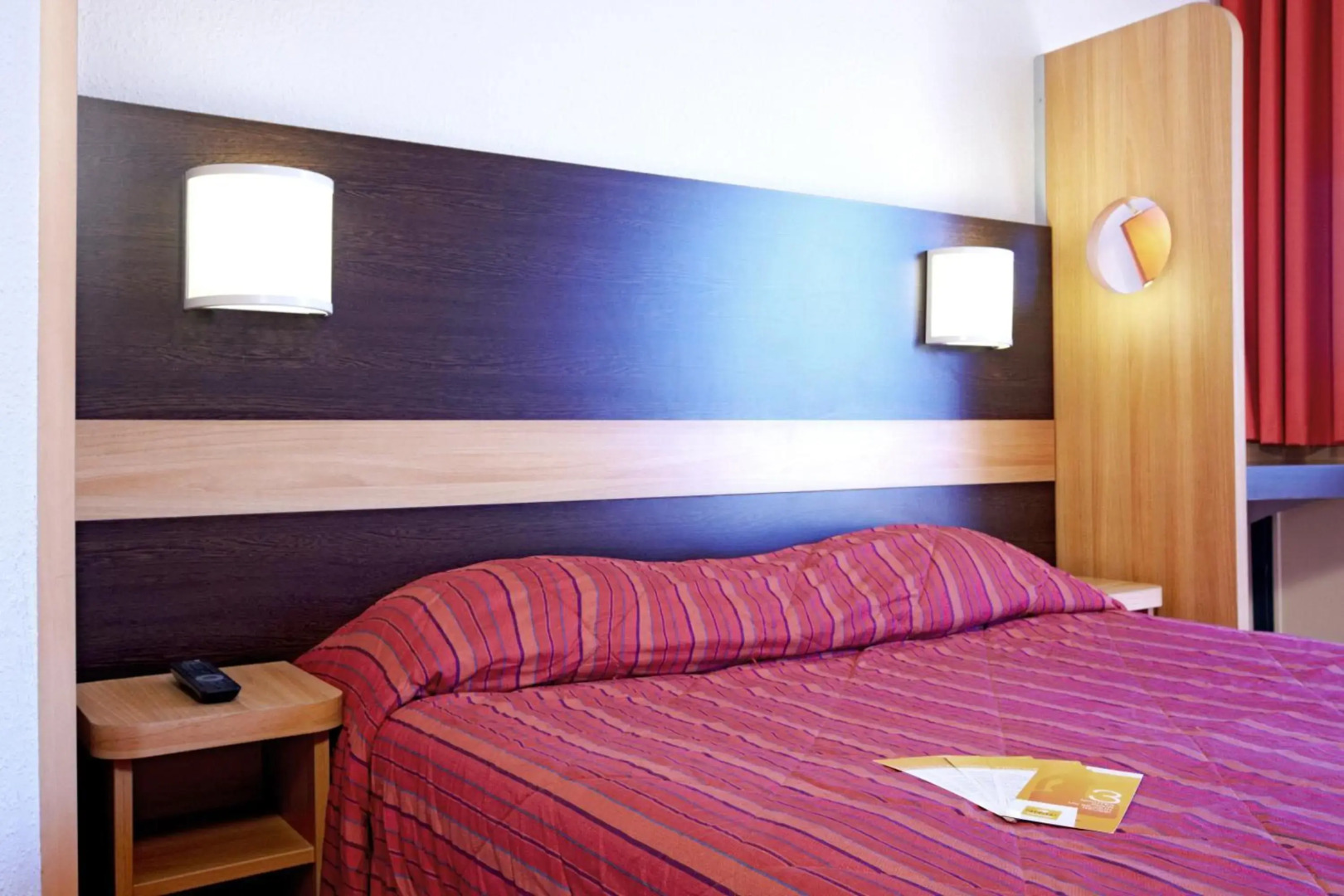 Premiere Classe Bourges (6 kms du centre-ville)