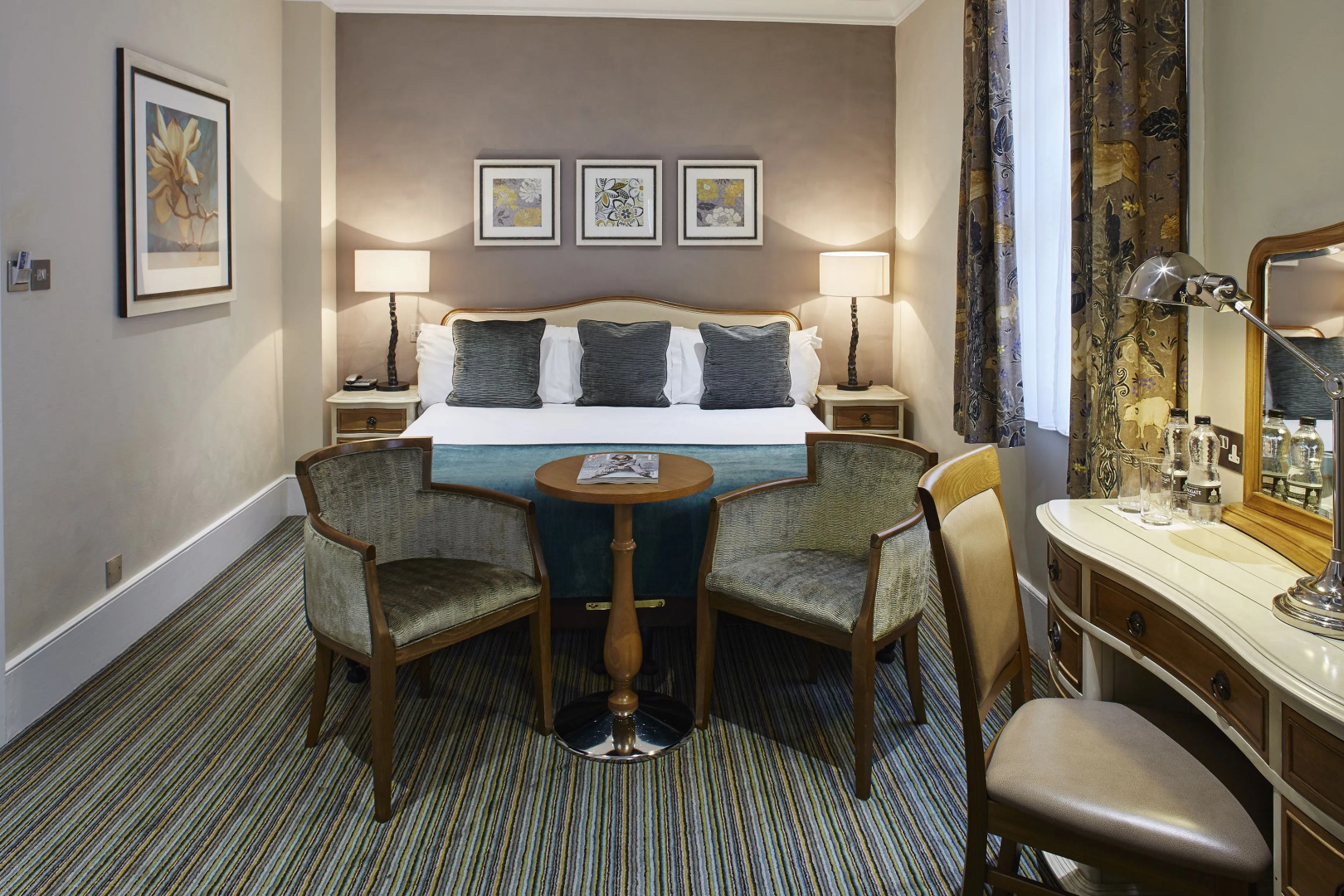 Sir Christopher Wren Hotel