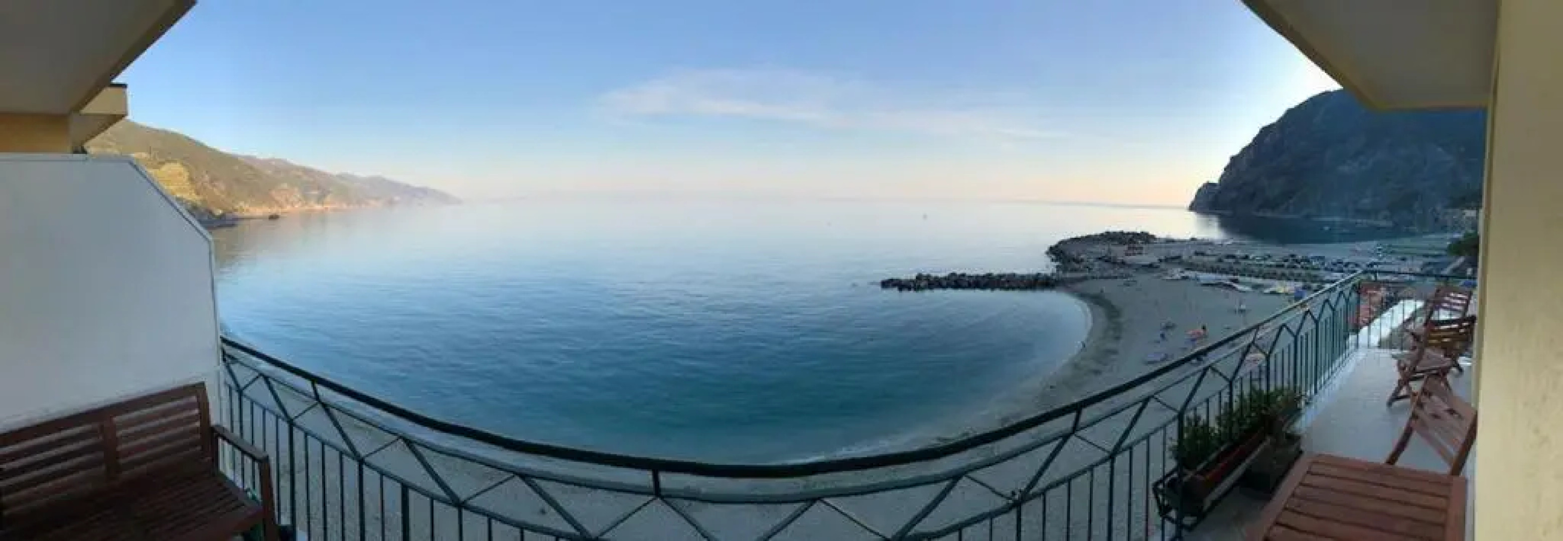 Bea's Apartment - The window to the sea - Seafront