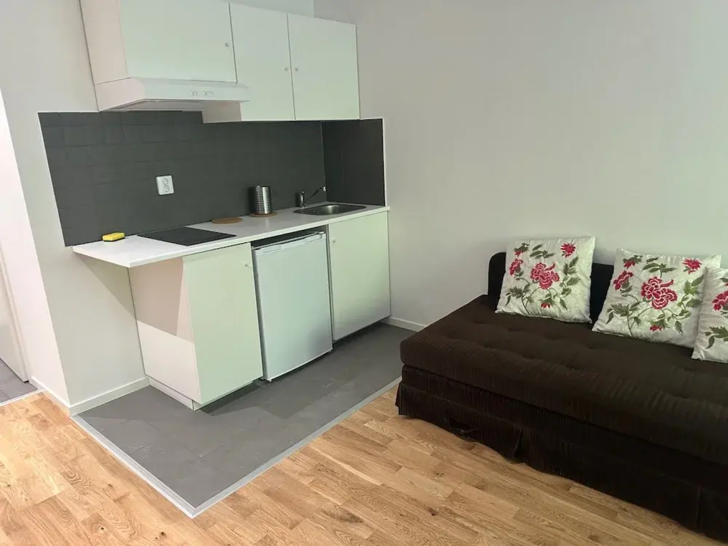 Big Studio Apartment in Sollentuna, Stockholm