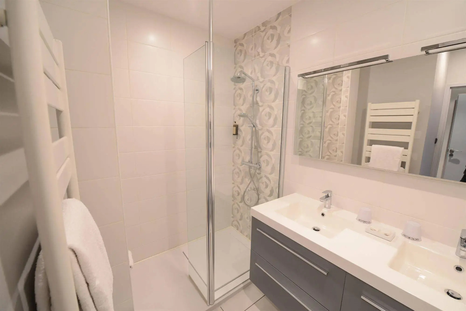 Les Maritonnes Park & Vineyard