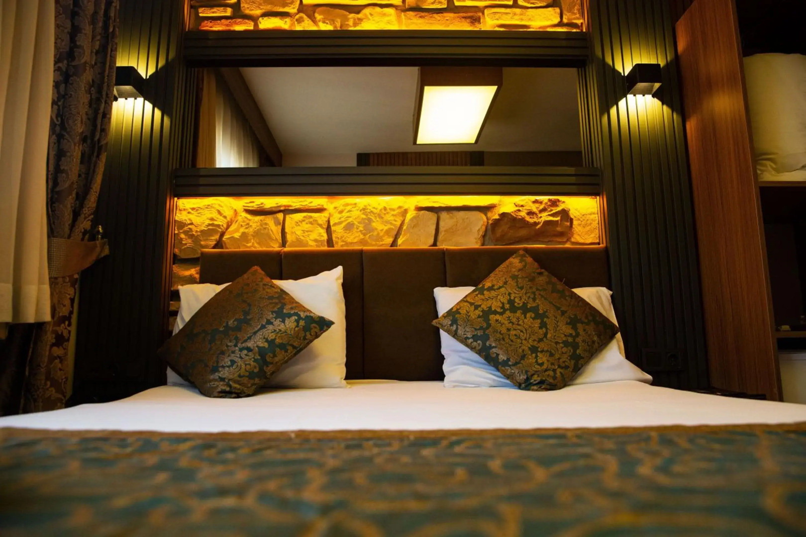 Emirtimes Hotel Kadikoy