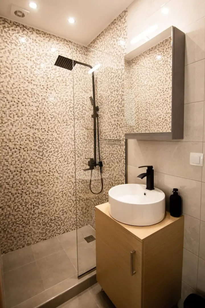 ZeusPlace katerini Stylish Living