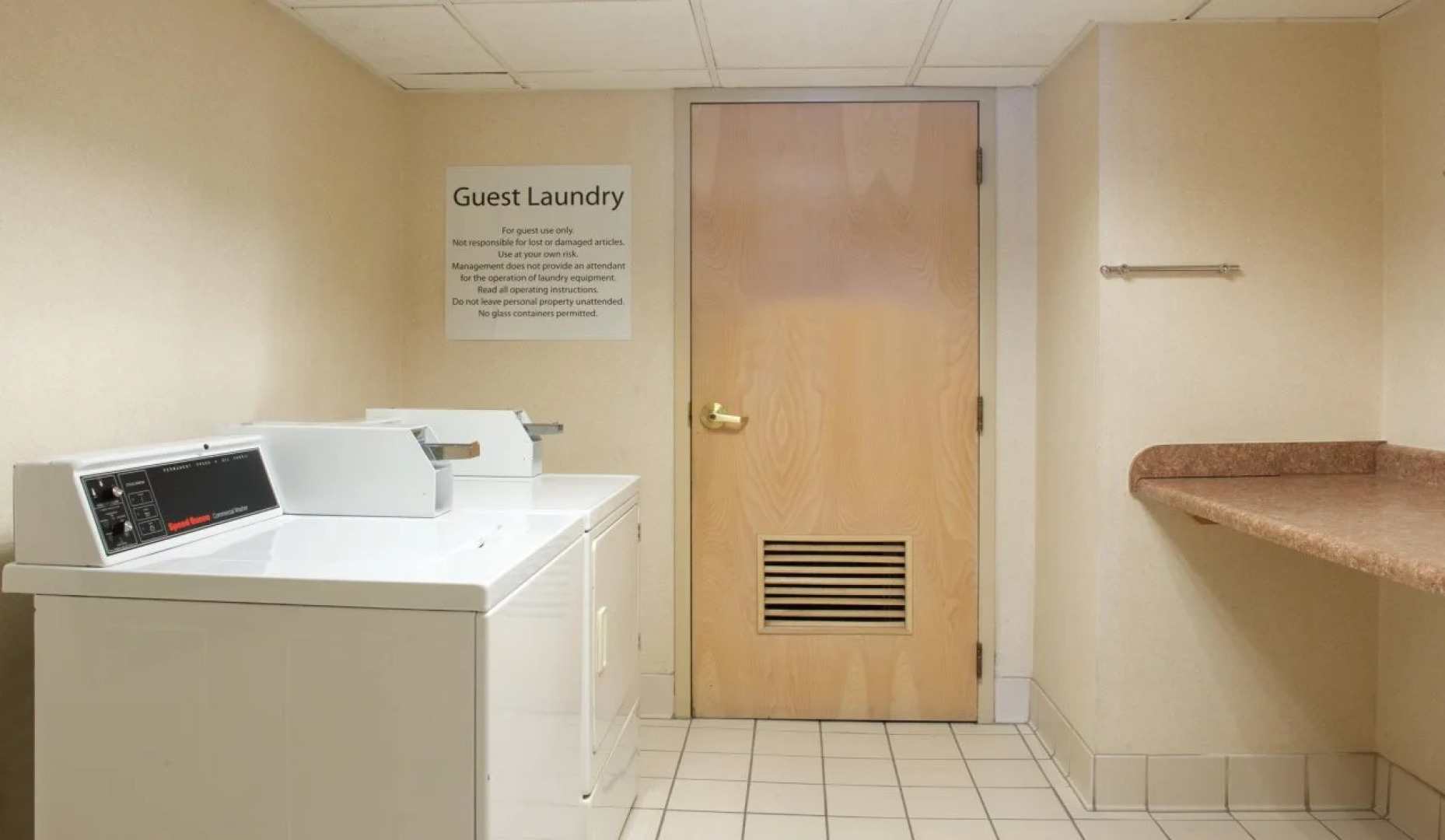 Holiday Inn & Suites Chicago - Downtown by IHG