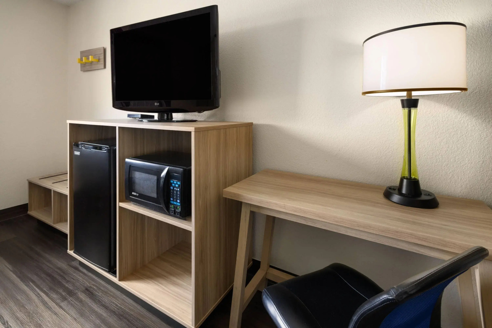 Super 8 by Wyndham South Boston VA