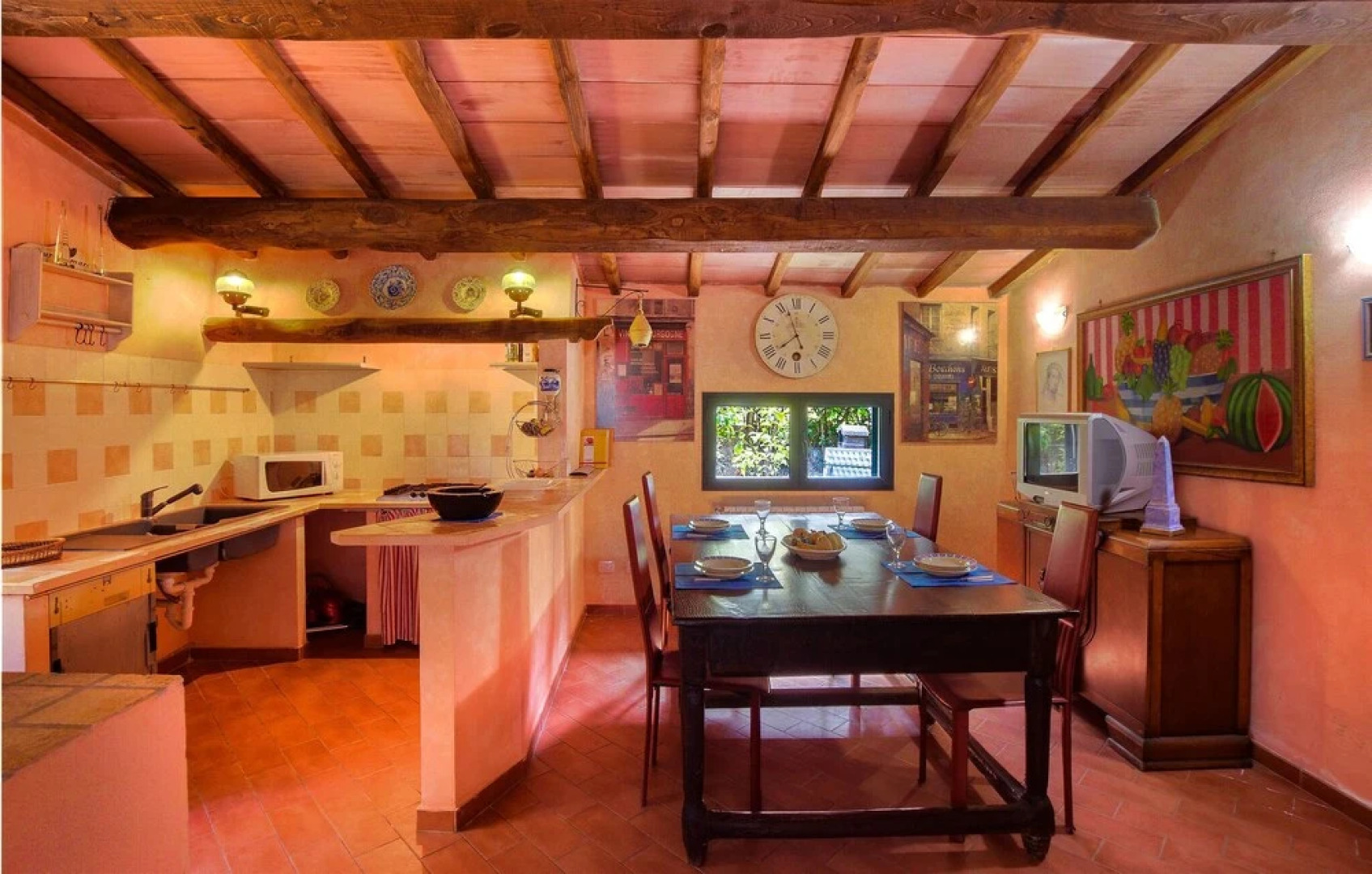 Amazing Home in Orbetello With Jacuzzi and 4 Bedrooms