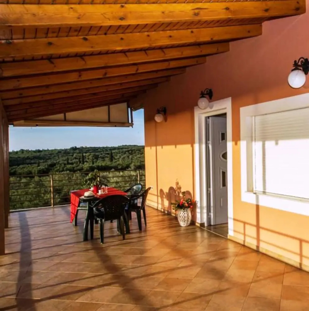 ROMANTIC SUNSET With Garden