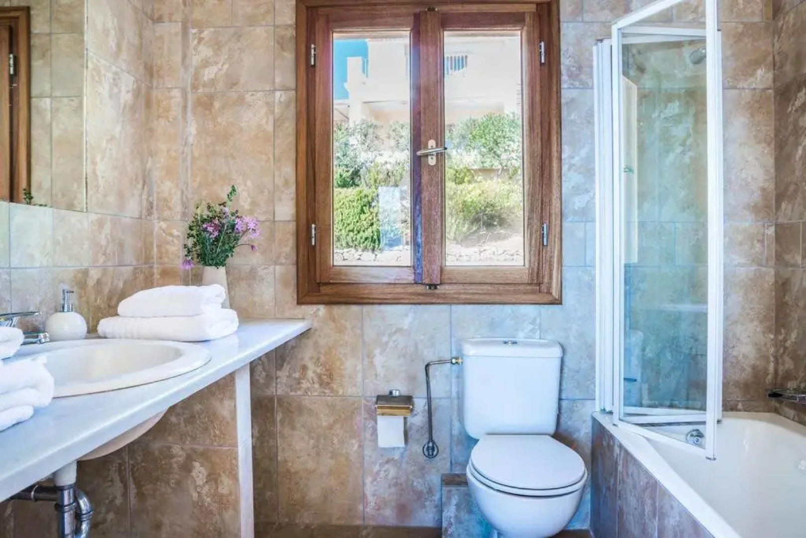 Villa Helios sea view & pool 3km from Fiskardo