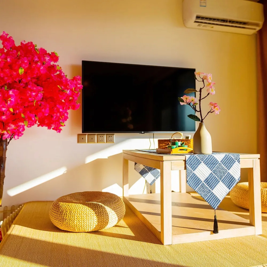 Yi Shu Jing Pin Holiday Hotel