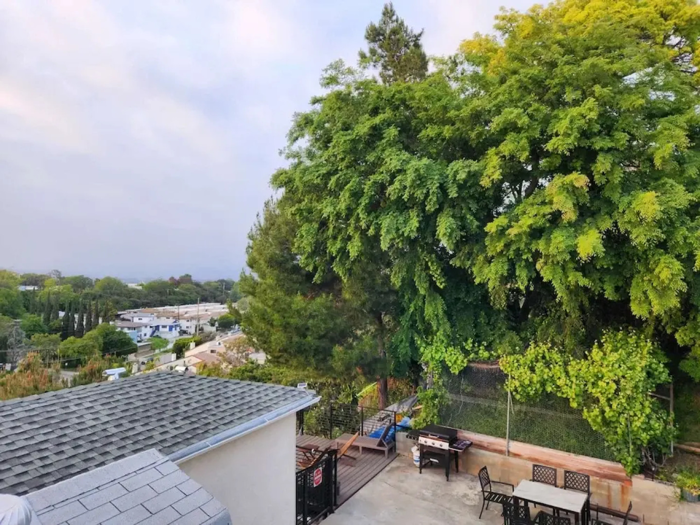Monterey Park Retreat Spectacular Views Comfort