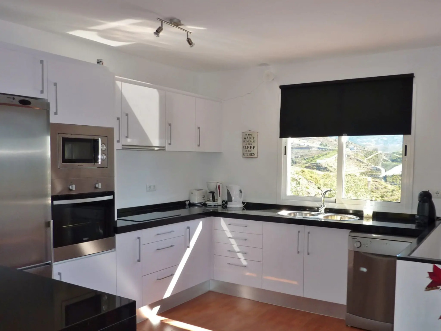 Spectacular Villa in Algarrobo with Private Swimming Pool