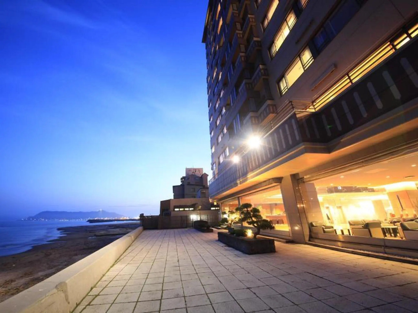 Heiseikan Shiosaitei Hanatsuki