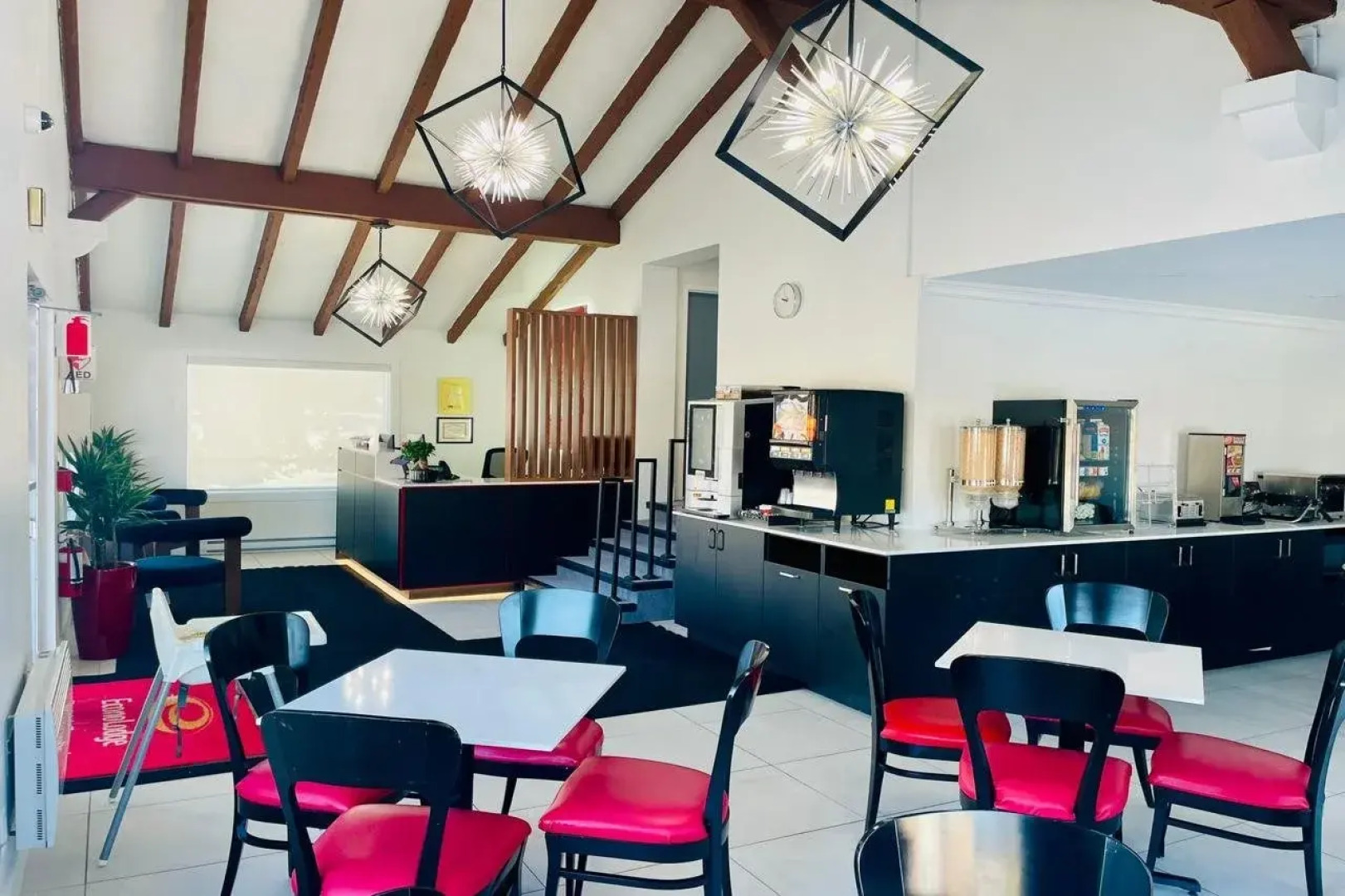 : Econo lodge Hotel Brossard