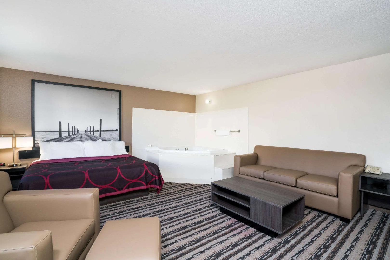 Super 8 by Wyndham Spirit Lake/Okoboji