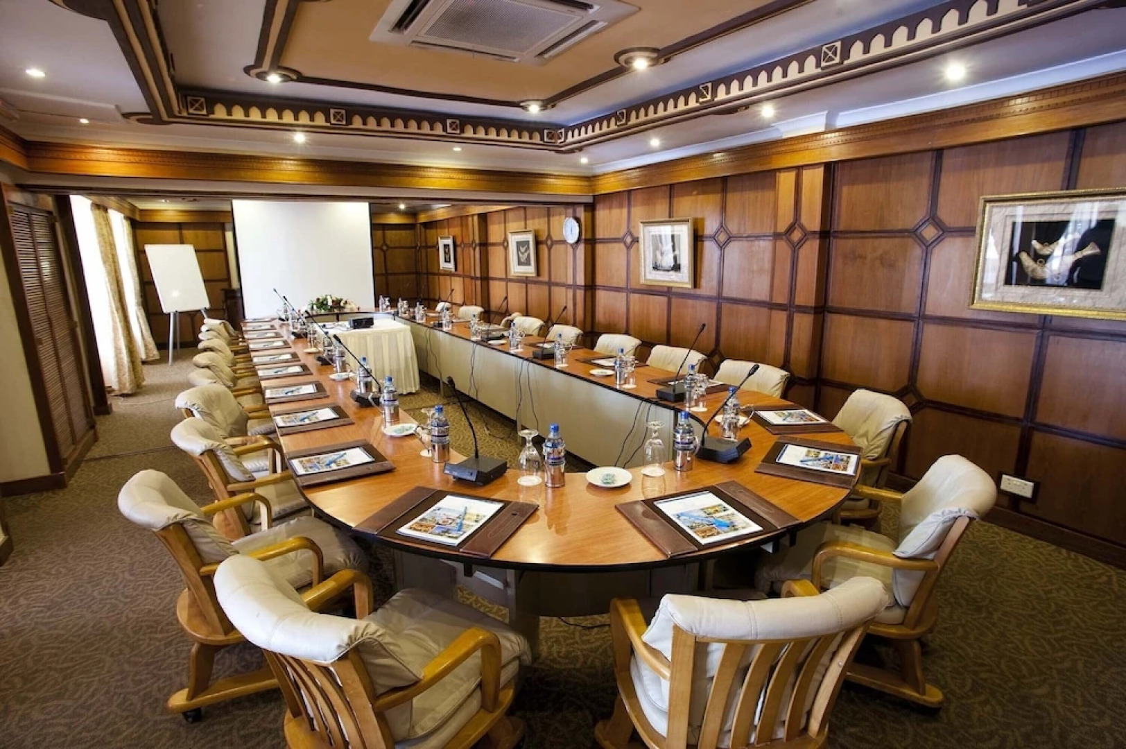 Kunduchi Beach Hotel & Resort