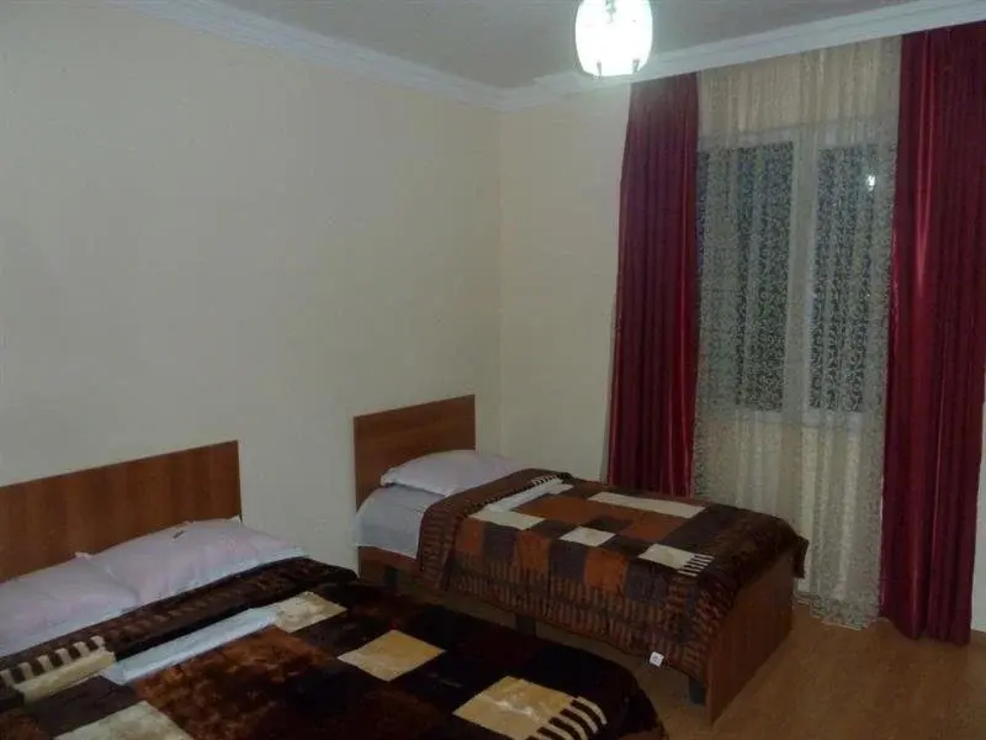 Hotel Lada Palas