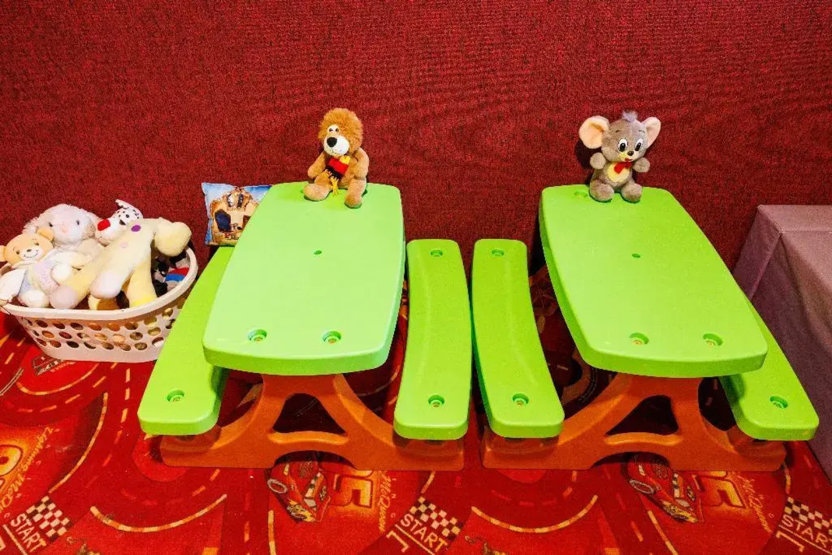 Green Wood Resort Apartments