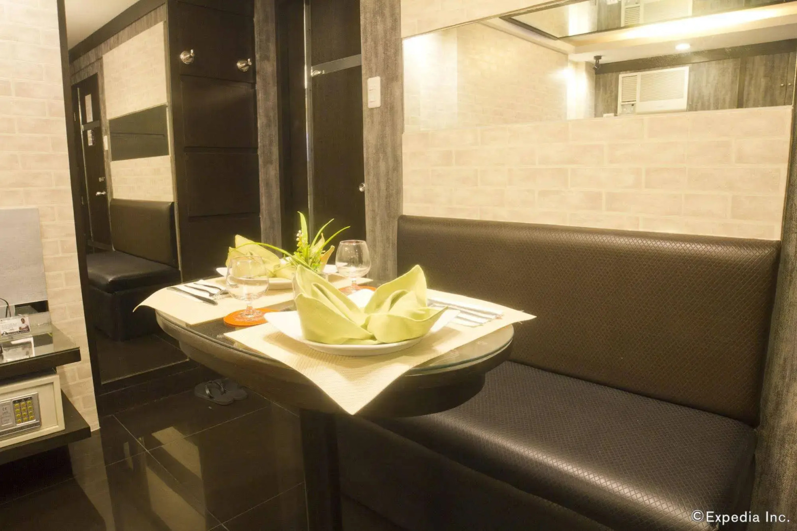 Victoria Court Las Piñas