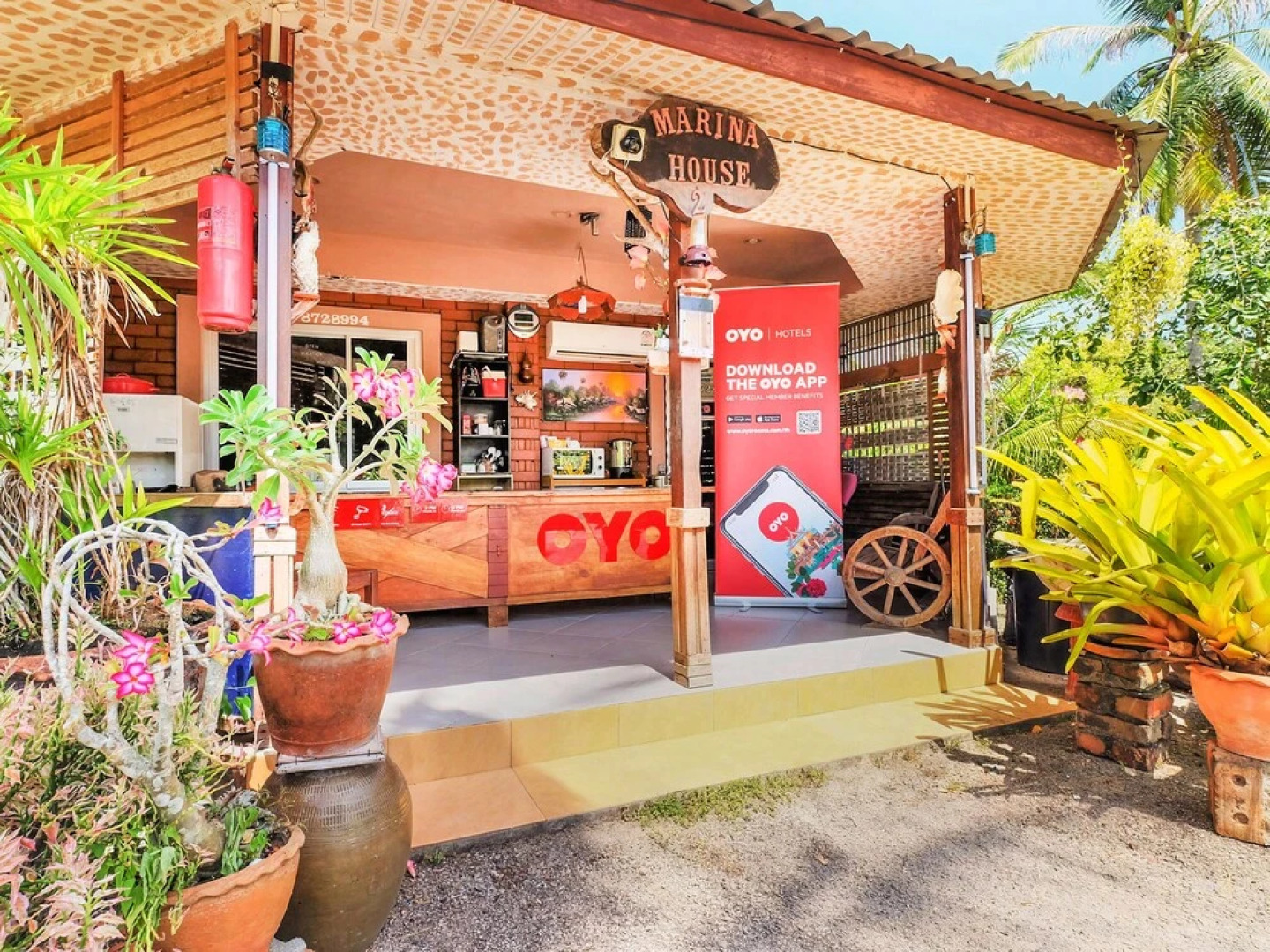 Marina House by OYO Rooms