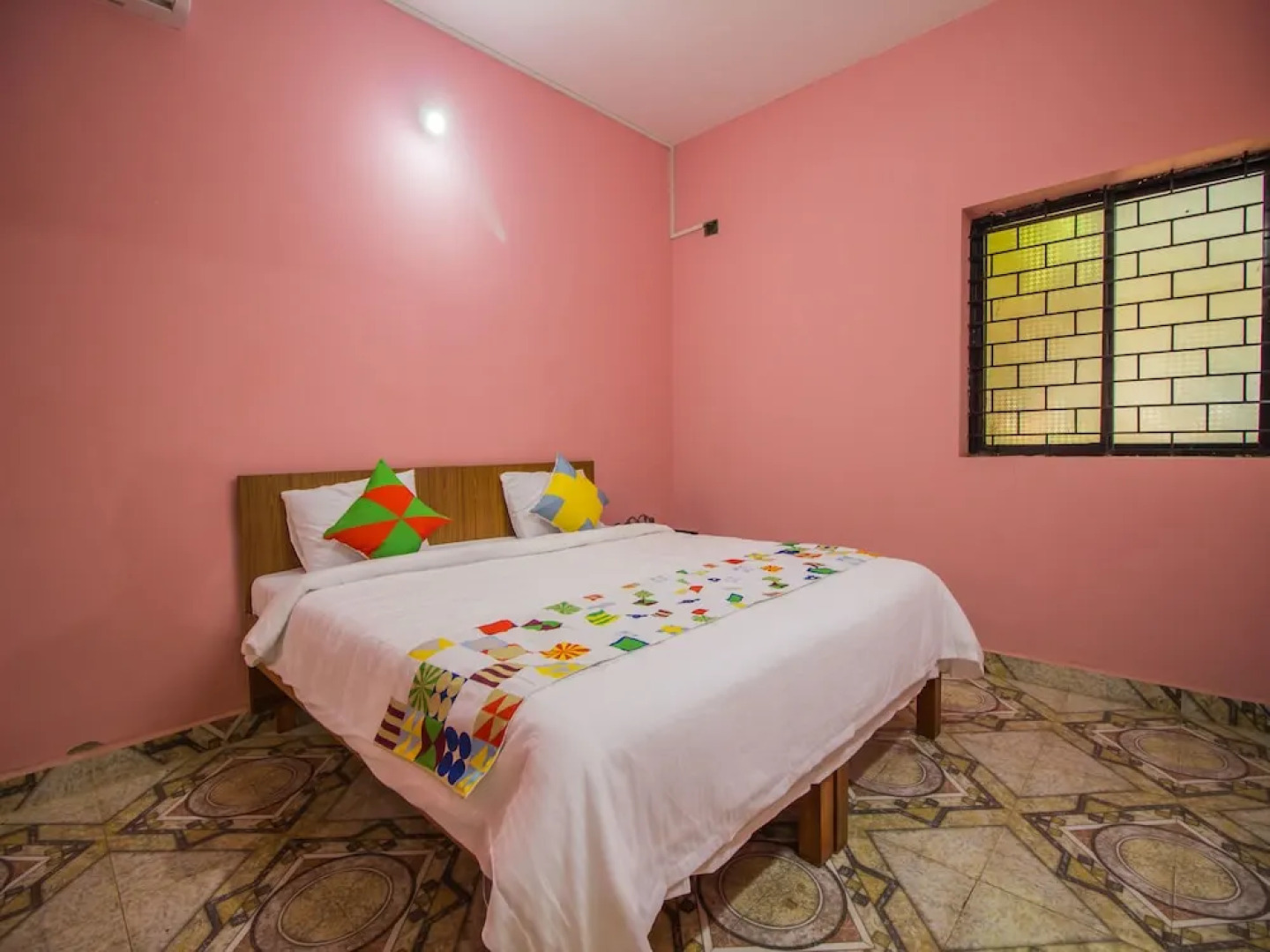 OYO 12486 Home 1BHK Siolim