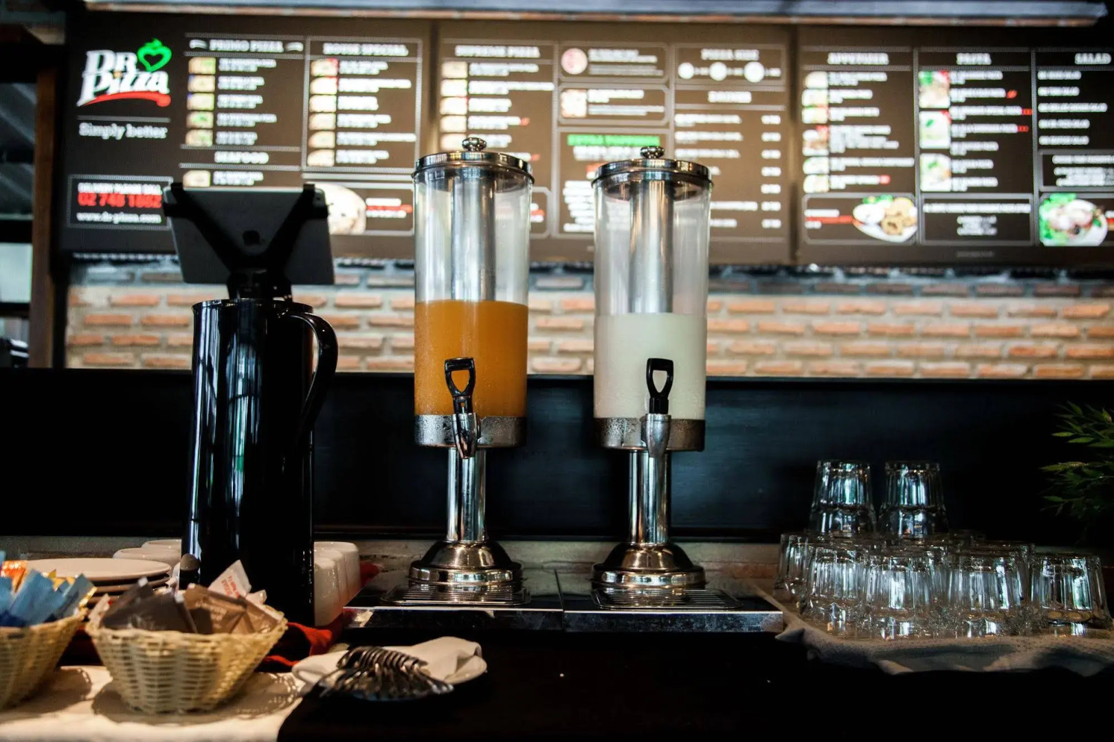 De Botan Srinakarin Hotel & Residence