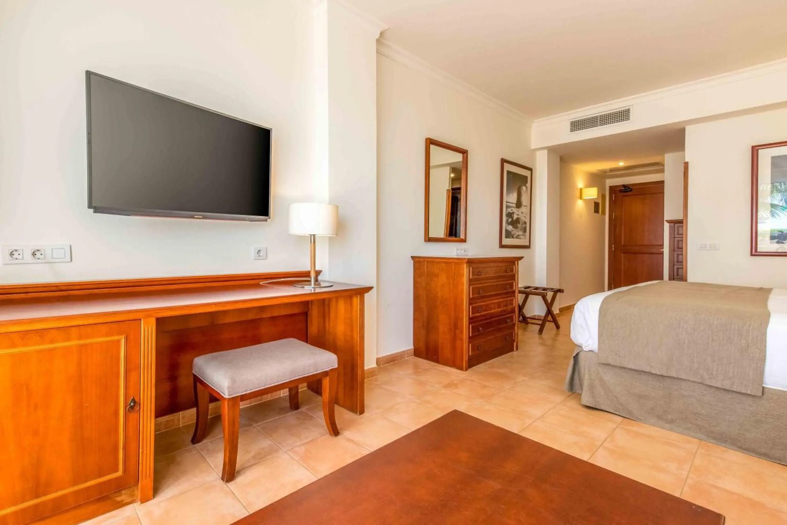 Hotel Spa Valentin Sancti Petri