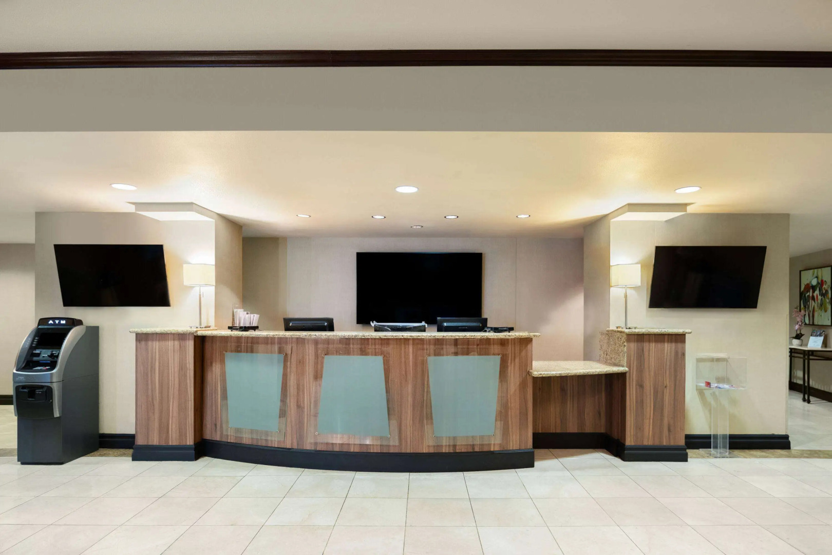 Hotel Marguerite Anaheim/Garden Grove, Trademark Collection by Wyndham