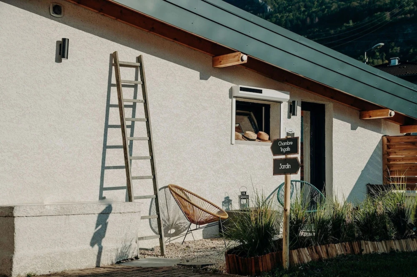 La Villa d'Hélène Chambres d’hôtes et Appartements-Cluses