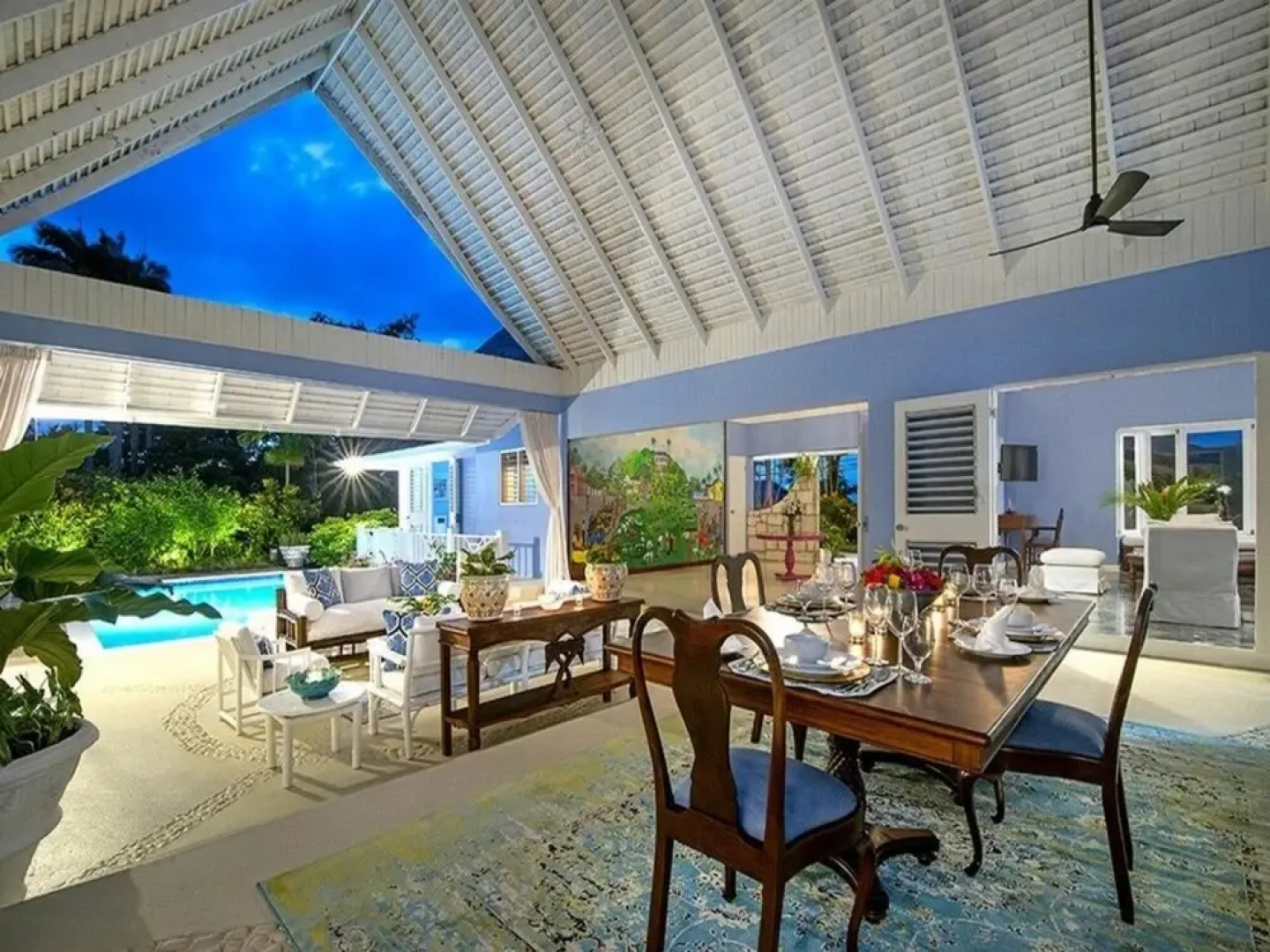 Sunny Vacation Villa 25