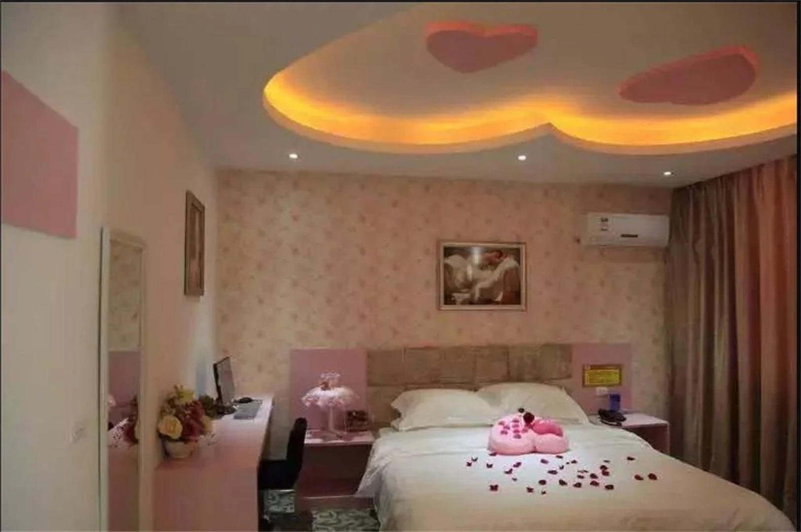 Pingxiang Xiangdong Gangcheng Inn