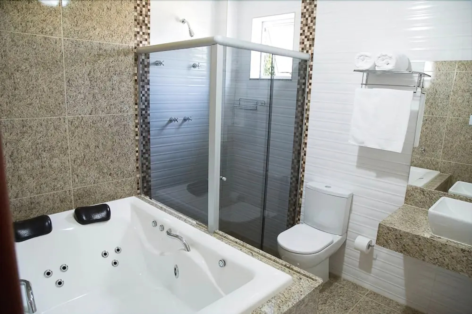 Hotel e Pousada Dona Lídia