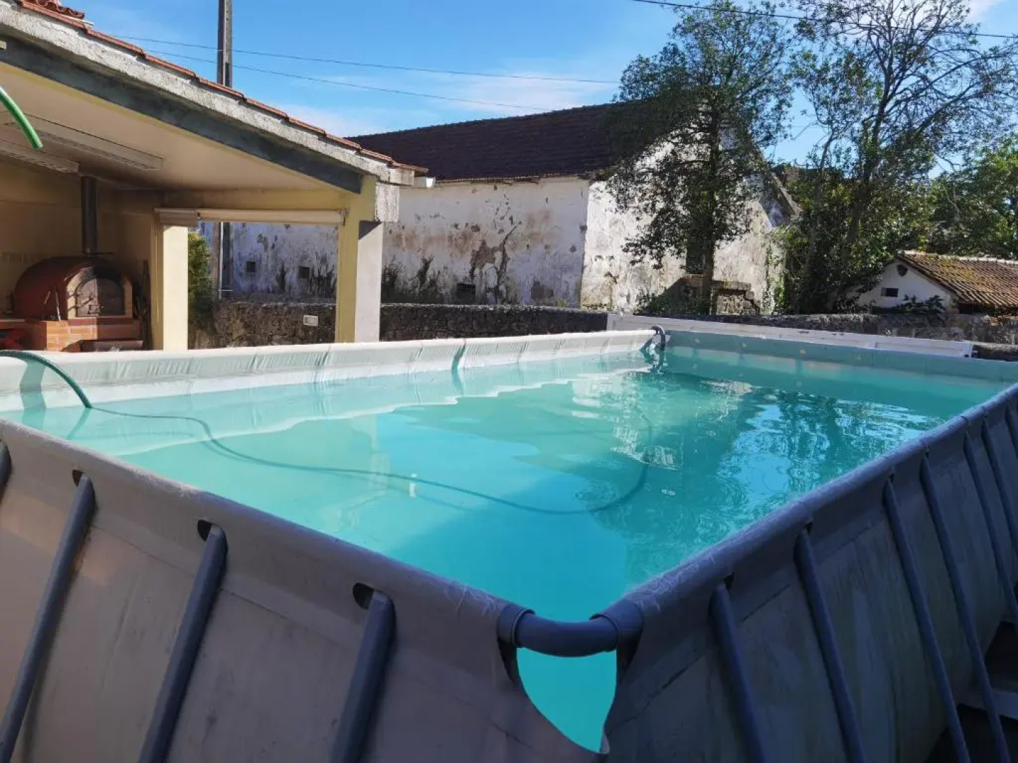 Fernandes House