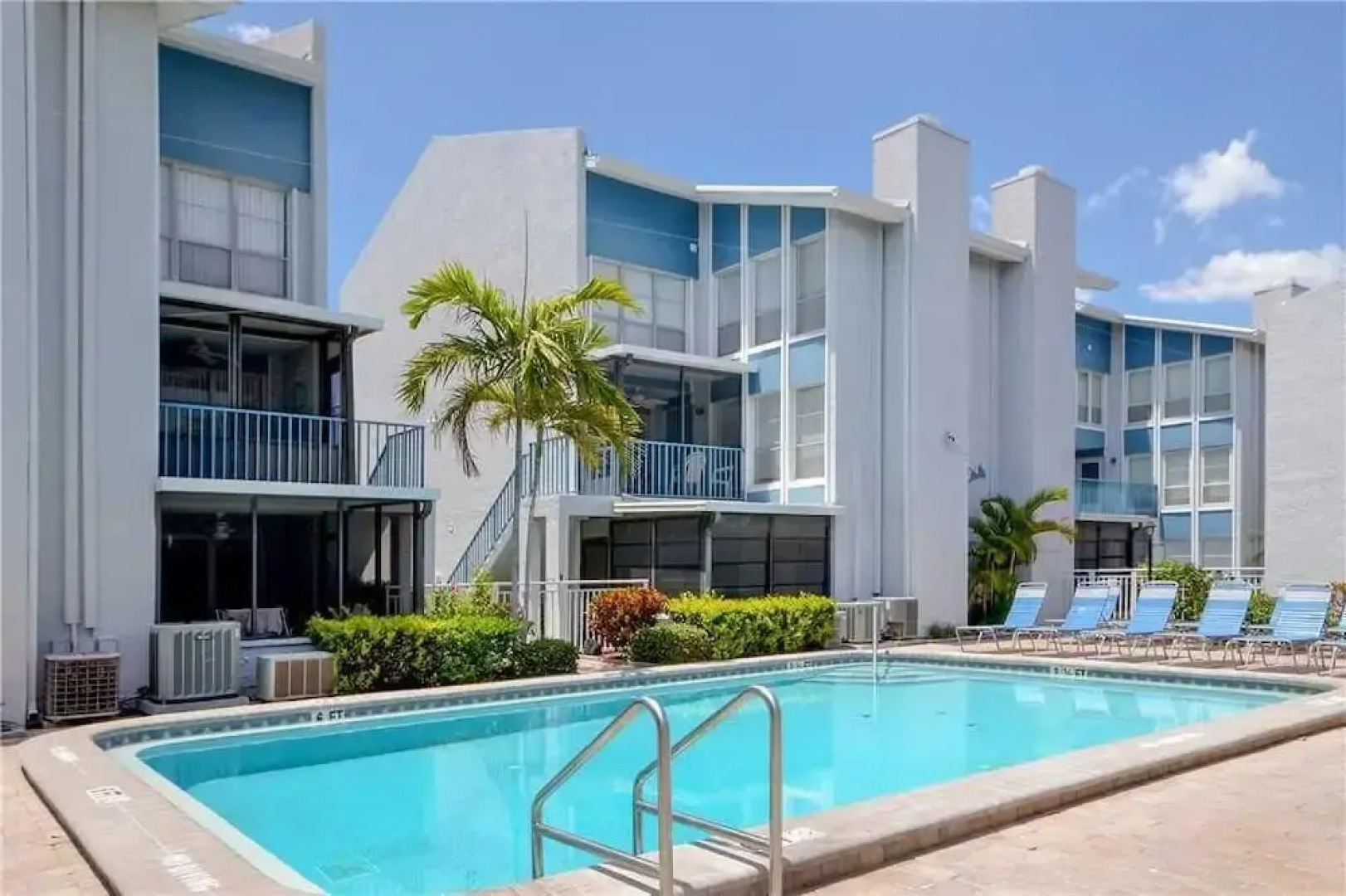 Madeira Beach Yacht Club 323E - Two Bedroom Condo