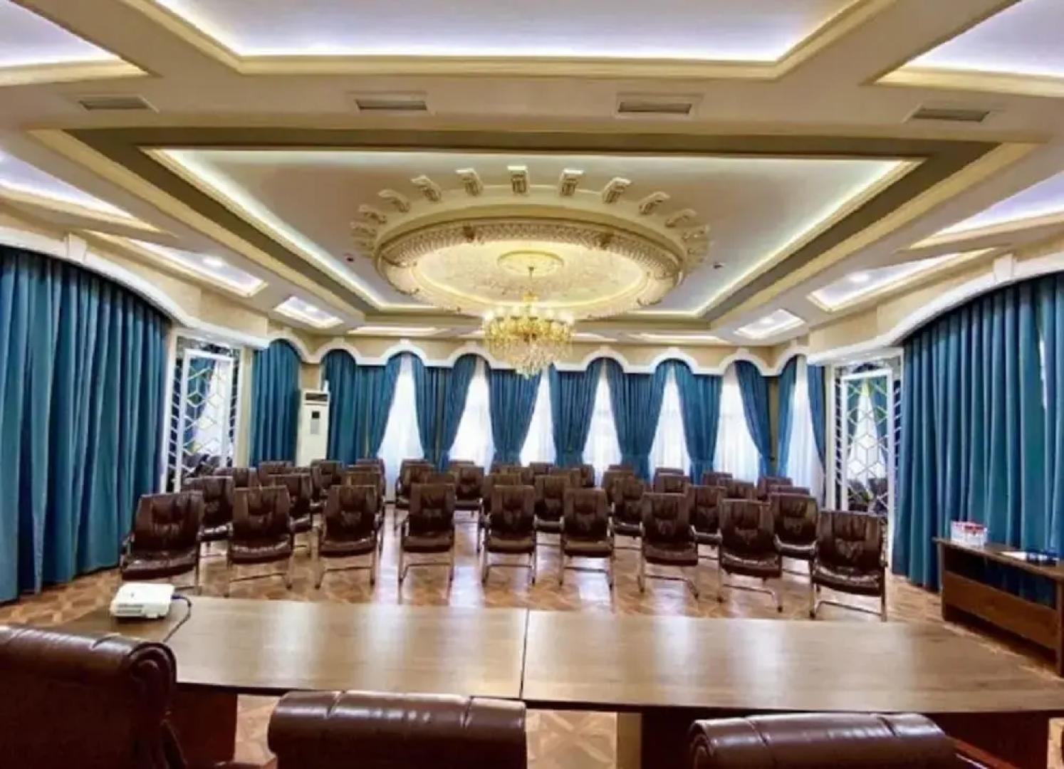 Akhsikent Hotel